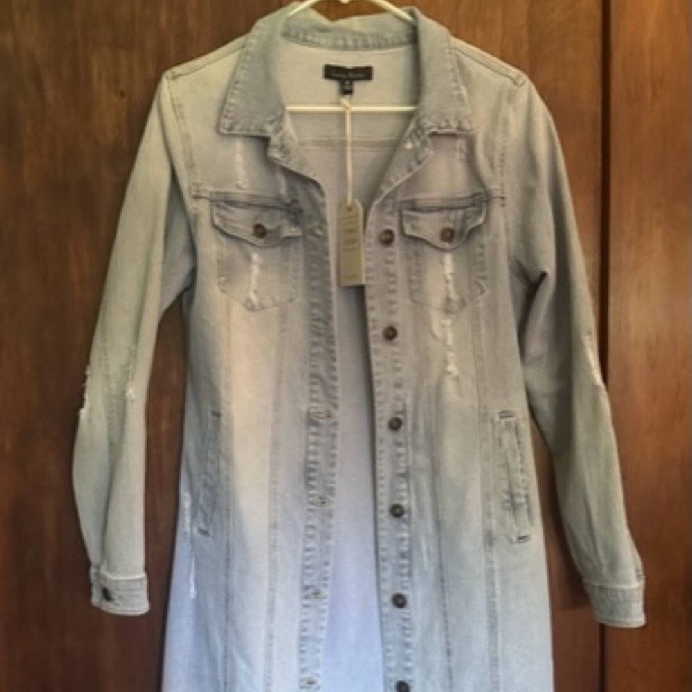 Love Tree Three Bird Nest Soho Denim Jacket Medium NWT